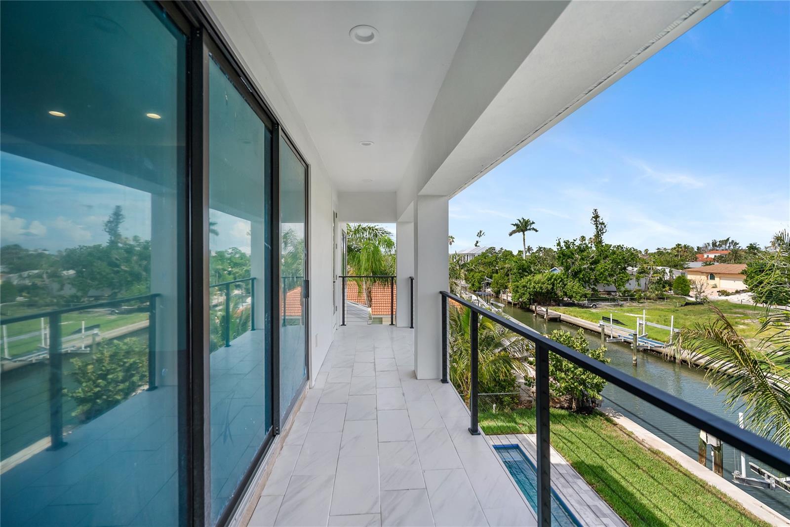BAYVIEW ESTATES - Residential