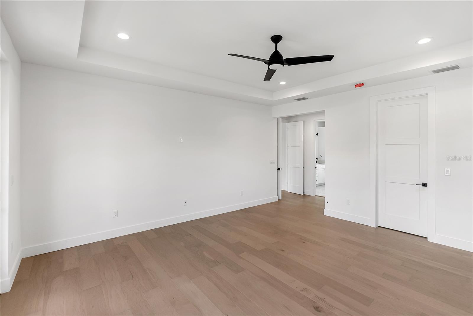 BAYVIEW ESTATES - Residential