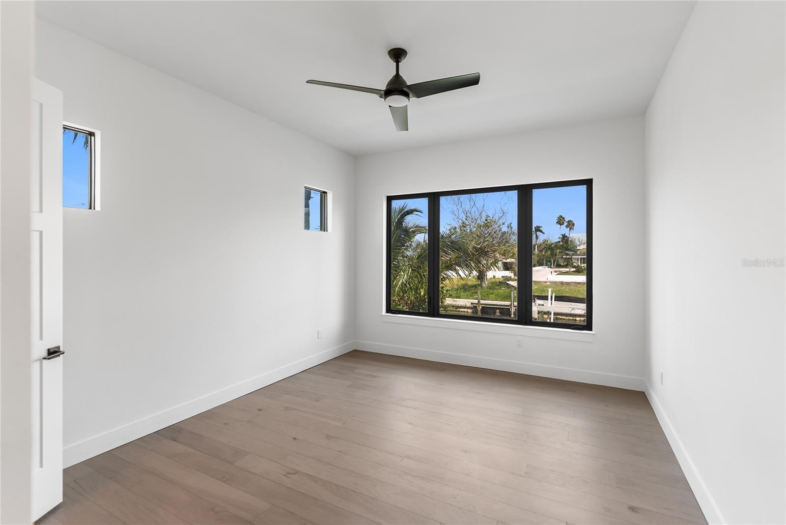 BAYVIEW ESTATES - Residential