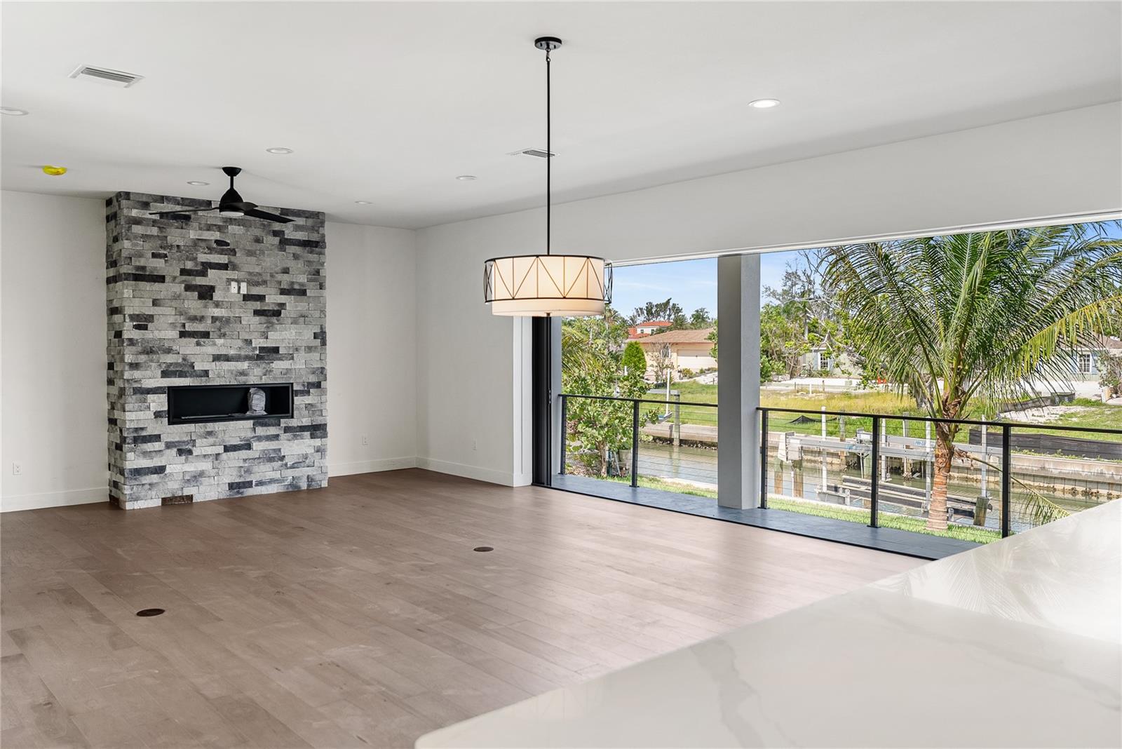 BAYVIEW ESTATES - Residential