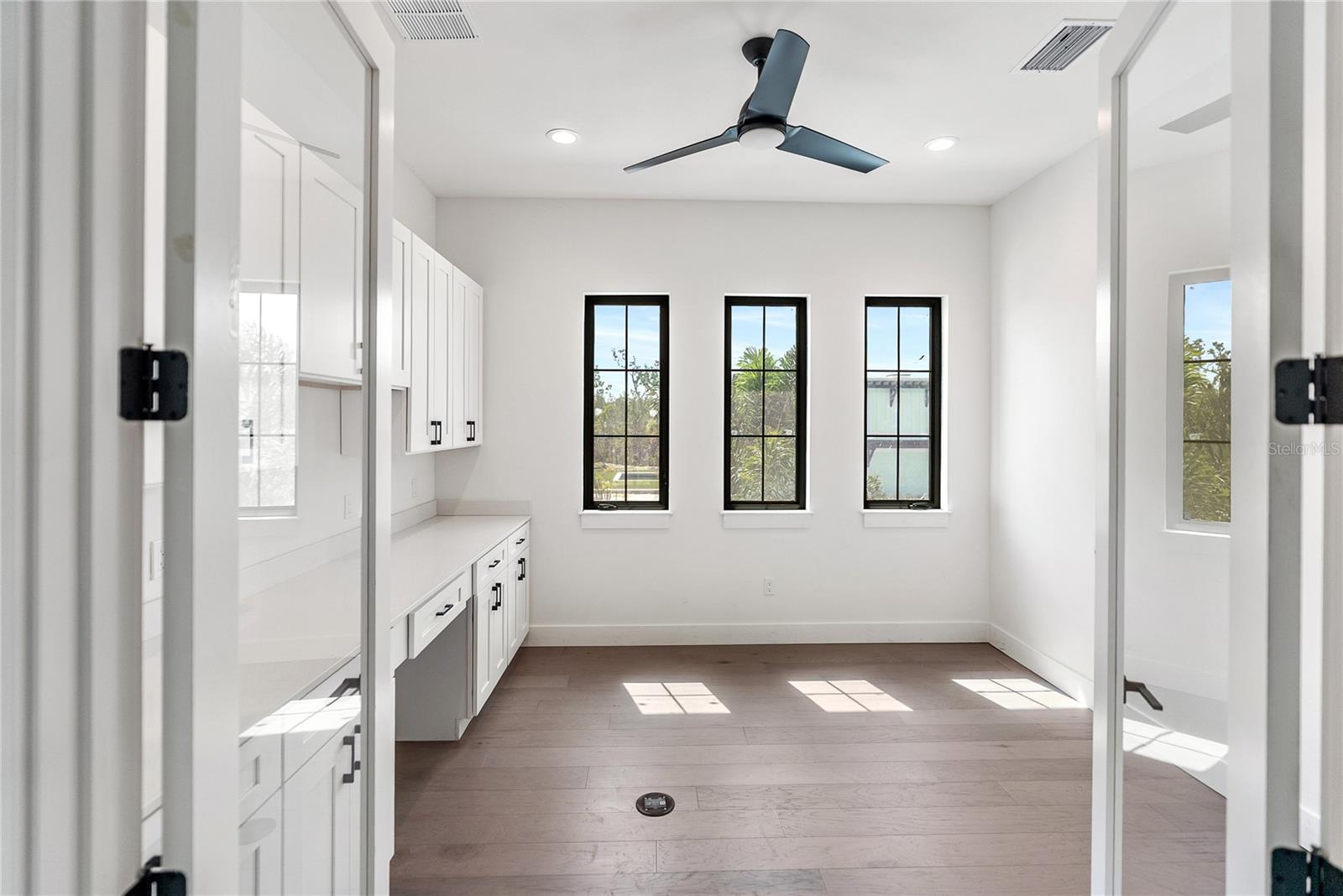 BAYVIEW ESTATES - Residential