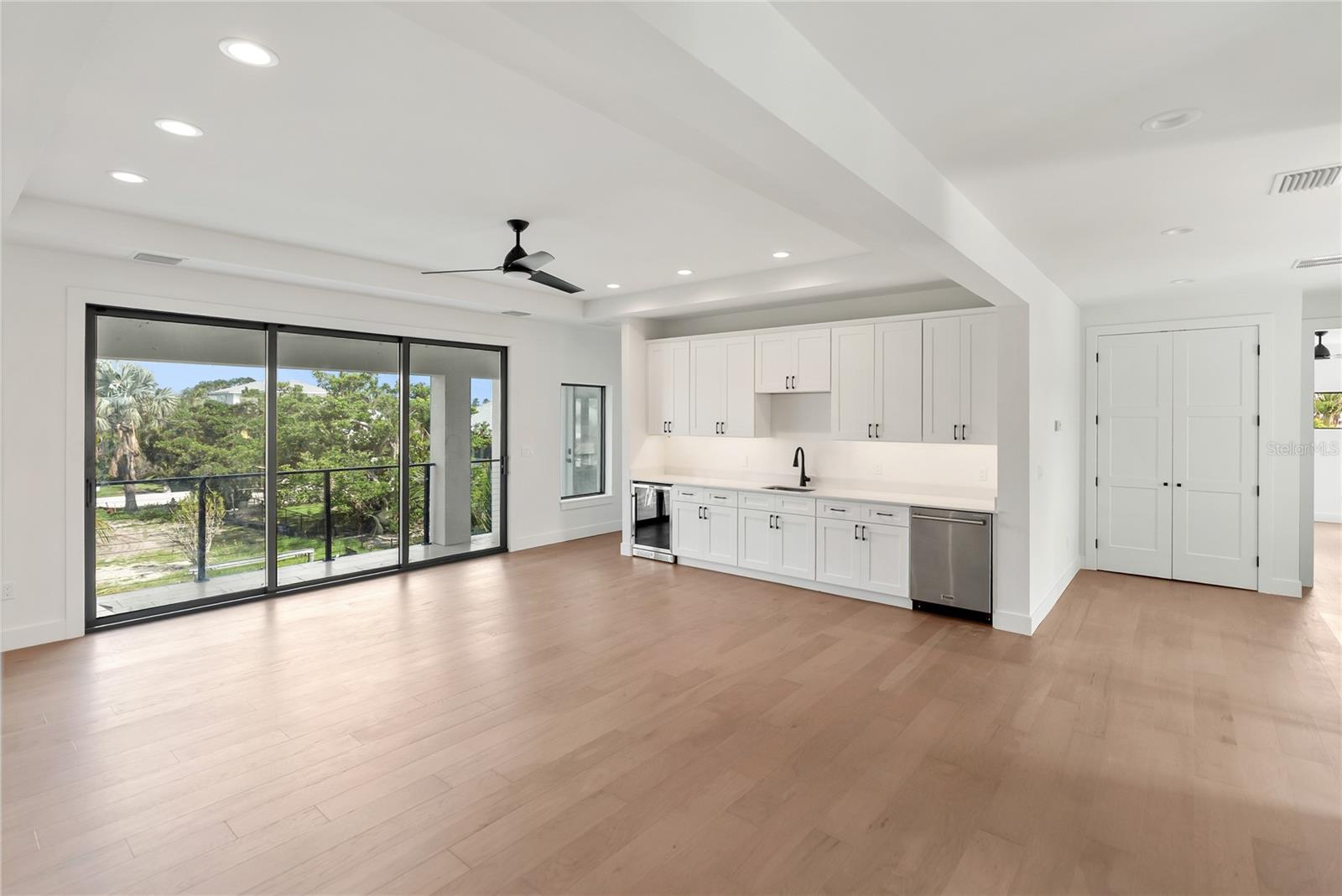 BAYVIEW ESTATES - Residential