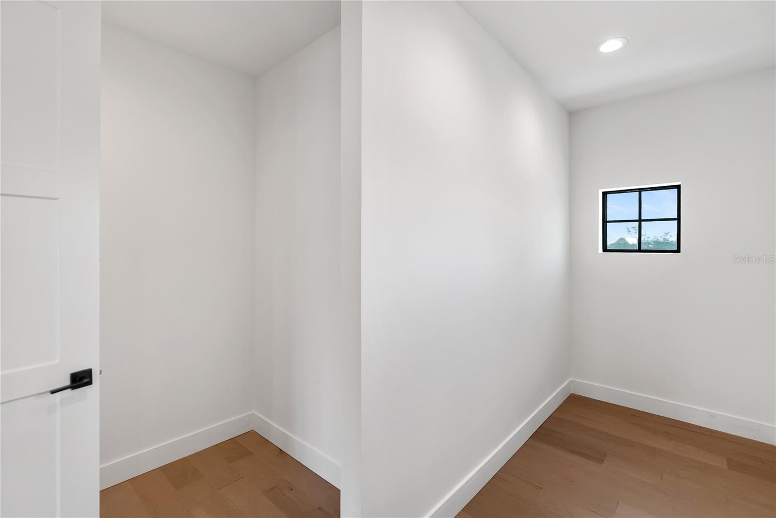 BAYVIEW ESTATES - Residential