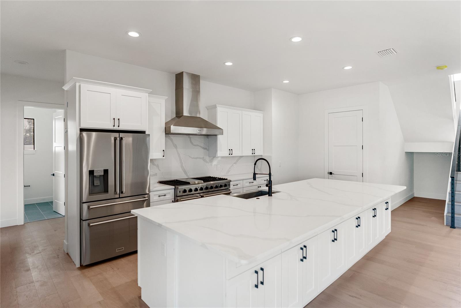 BAYVIEW ESTATES - Residential