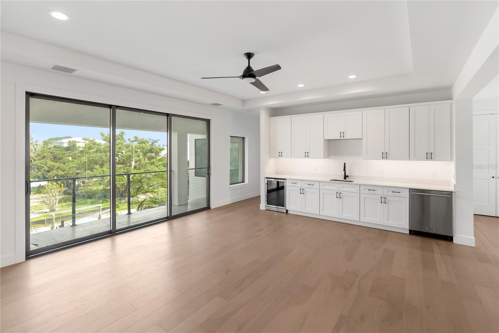 BAYVIEW ESTATES - Residential