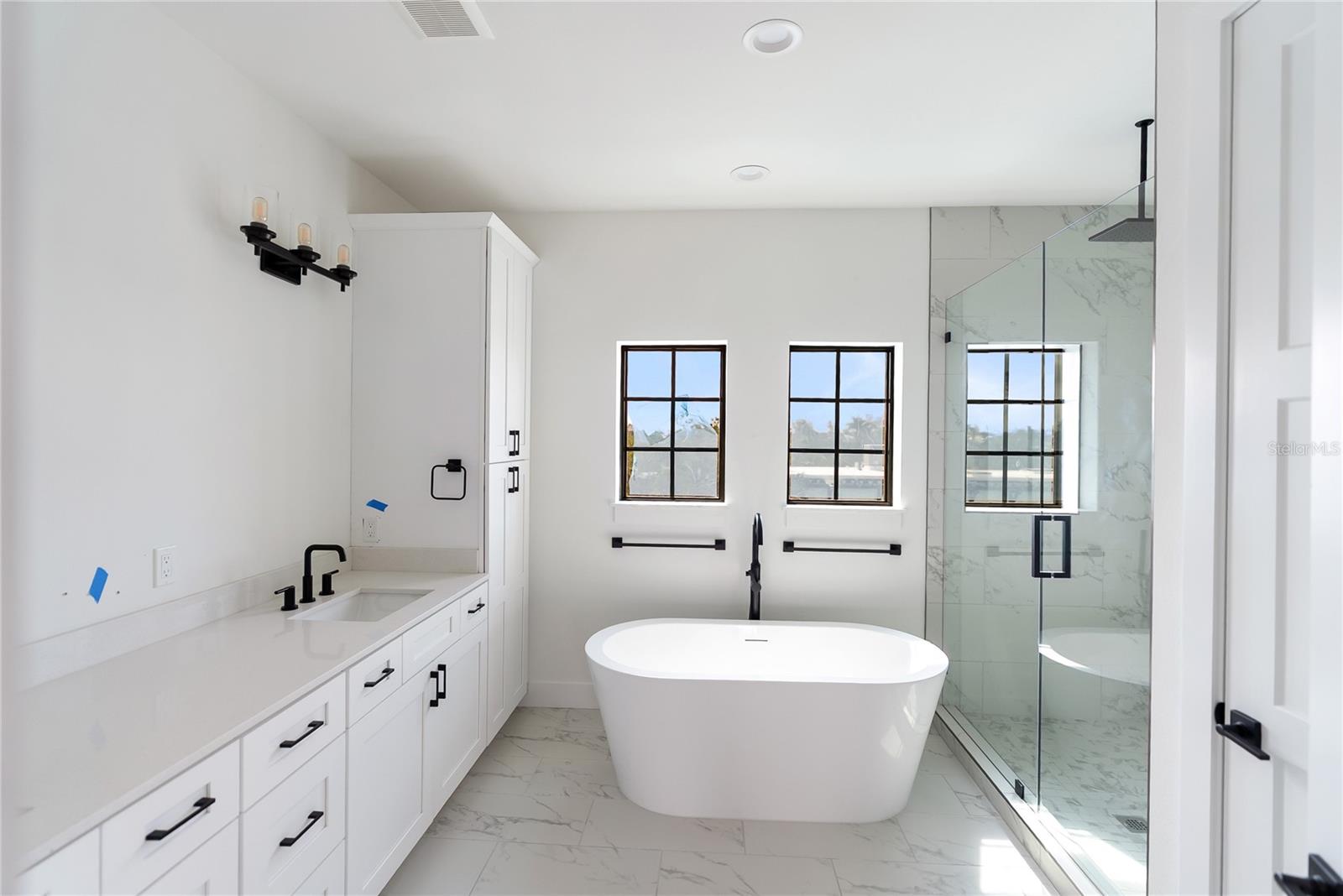 BAYVIEW ESTATES - Residential