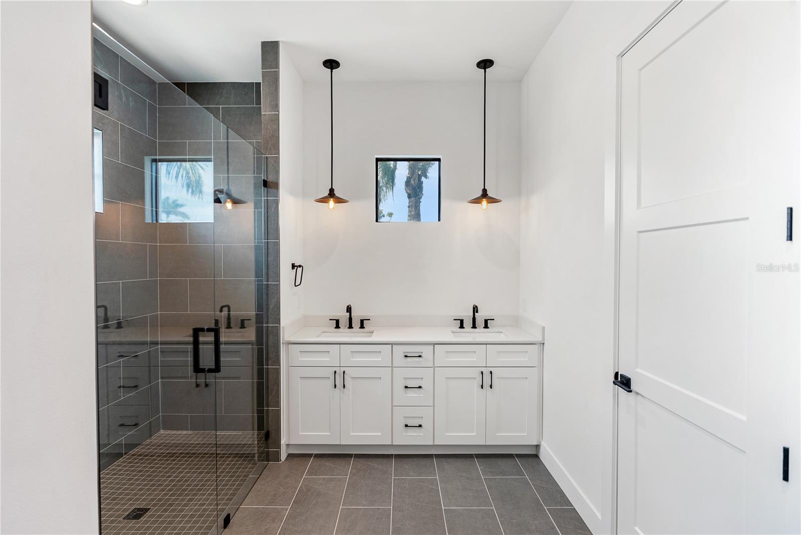 BAYVIEW ESTATES - Residential