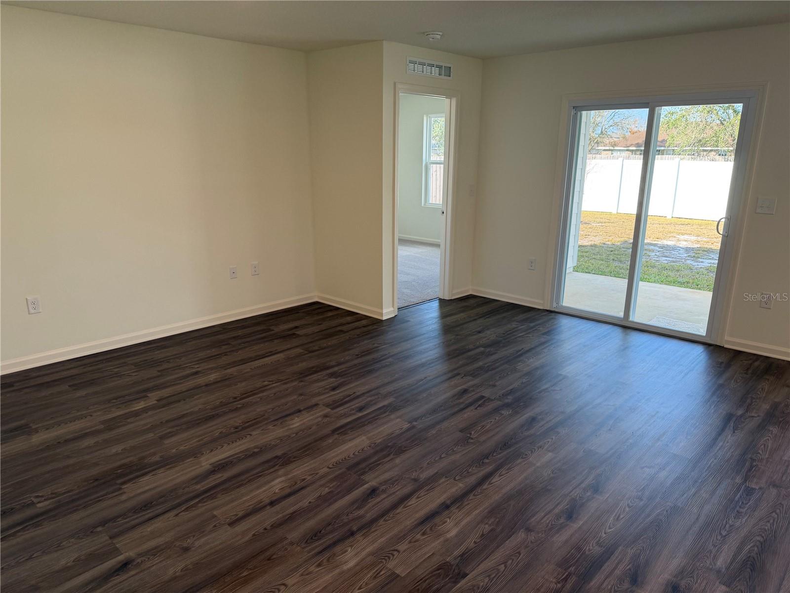 PALM COAST SEC 32 - Residential Lease