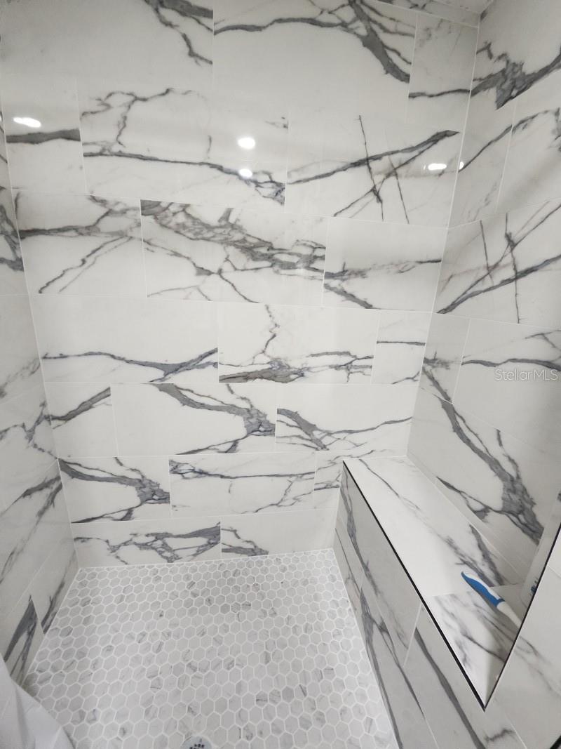 SYLVETTE CONDO - Residential