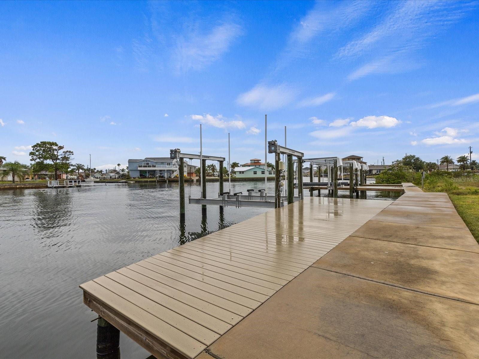 HUDSON BEACH ESTATES - Land