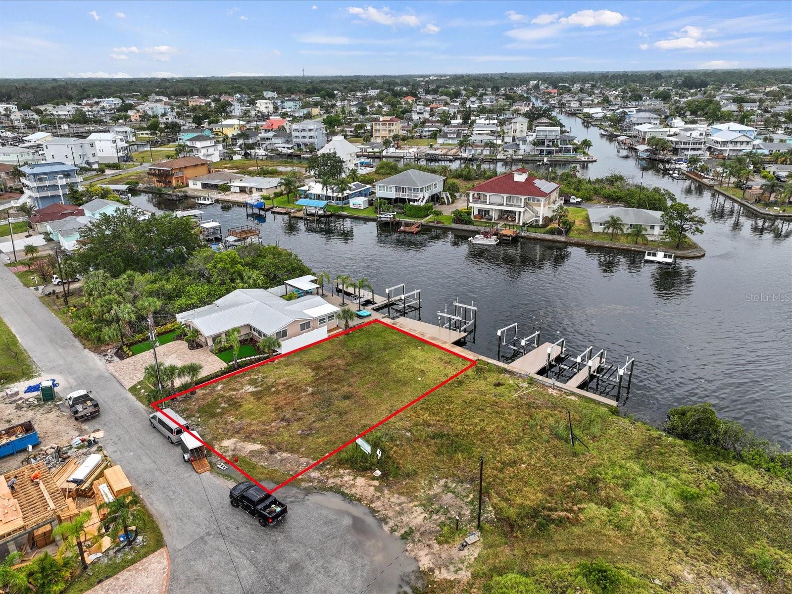 HUDSON BEACH ESTATES - Land