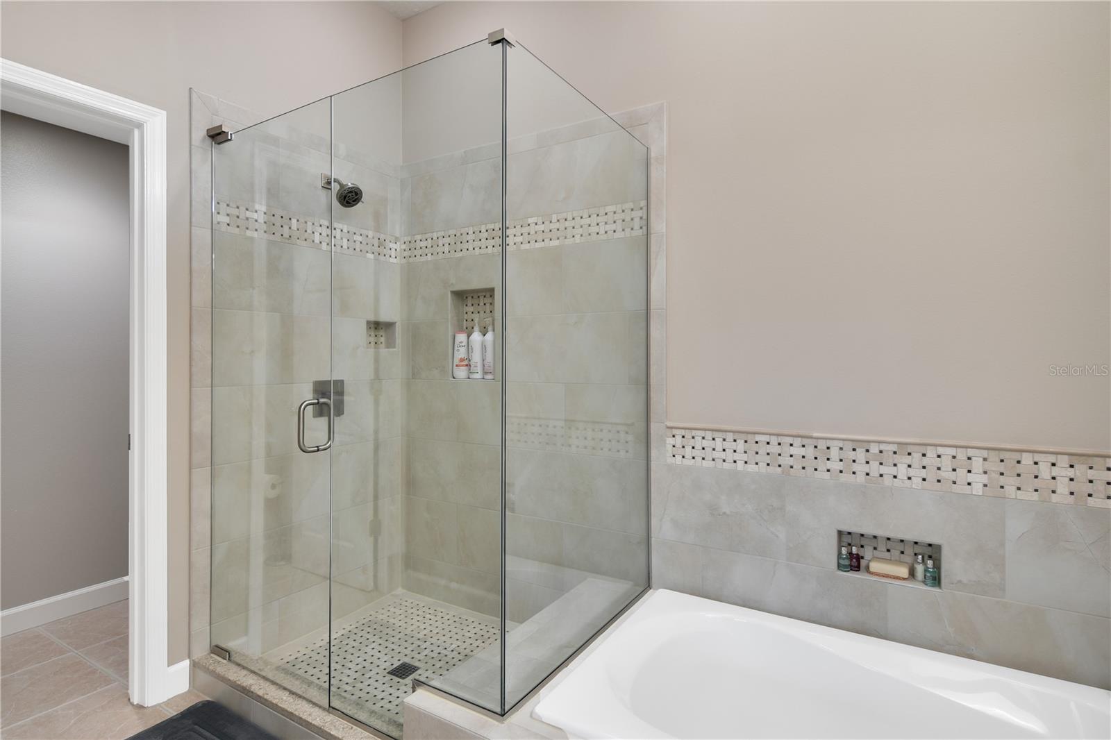 ROSEDALE 2 - Residential Lease