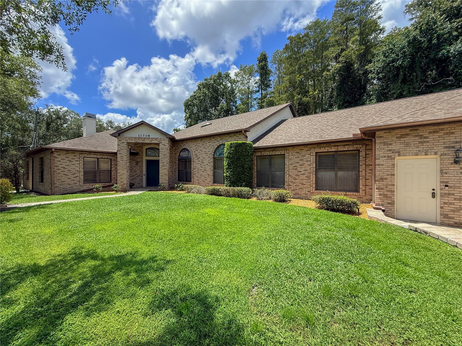 11708 ORANGE GROVE DRIVE
