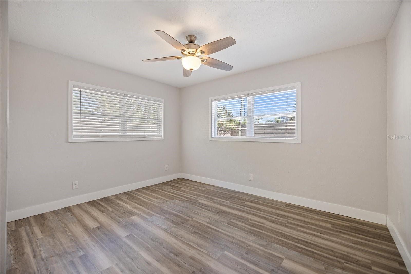 SOUTH GATE - Residential