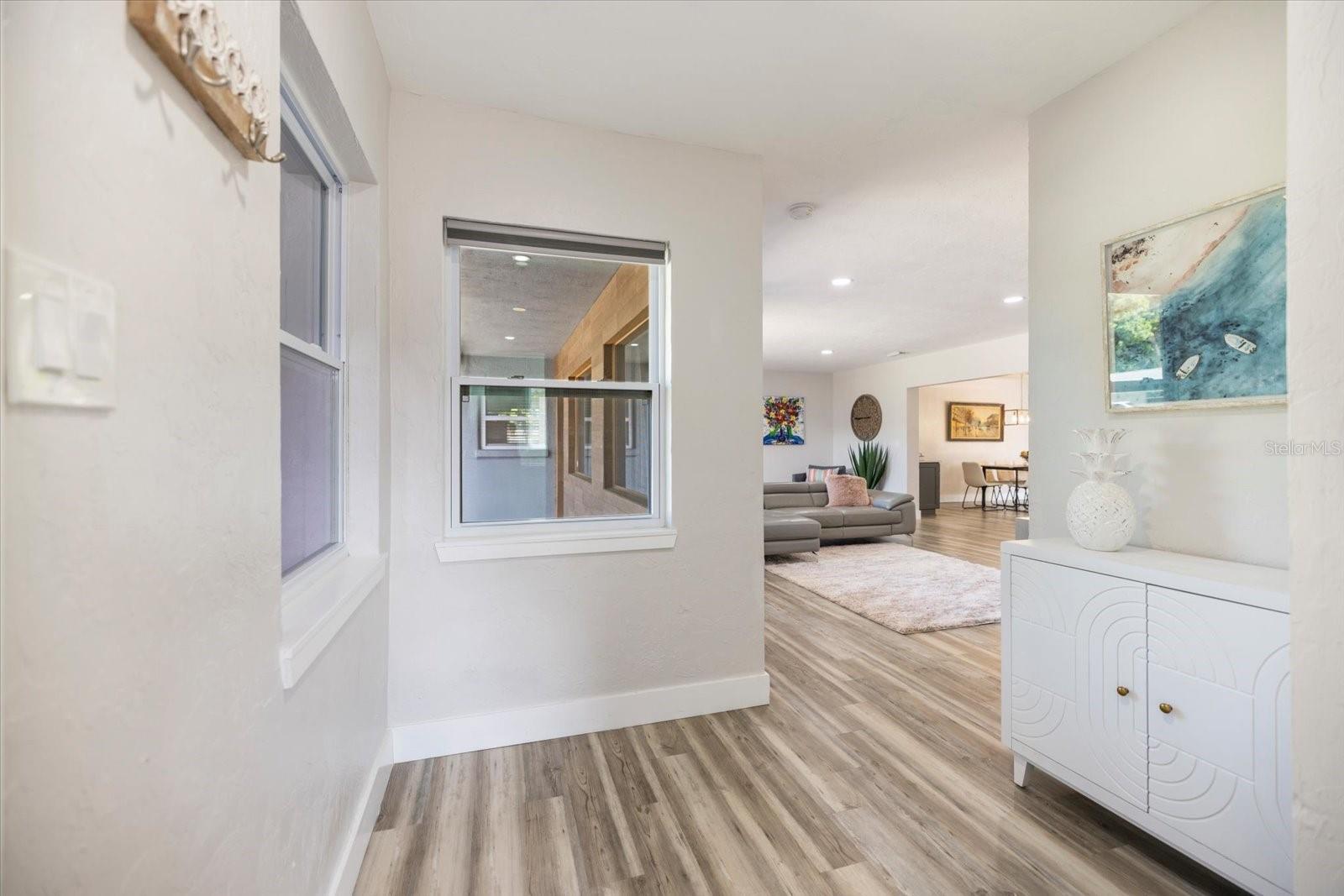 SOUTH GATE - Residential