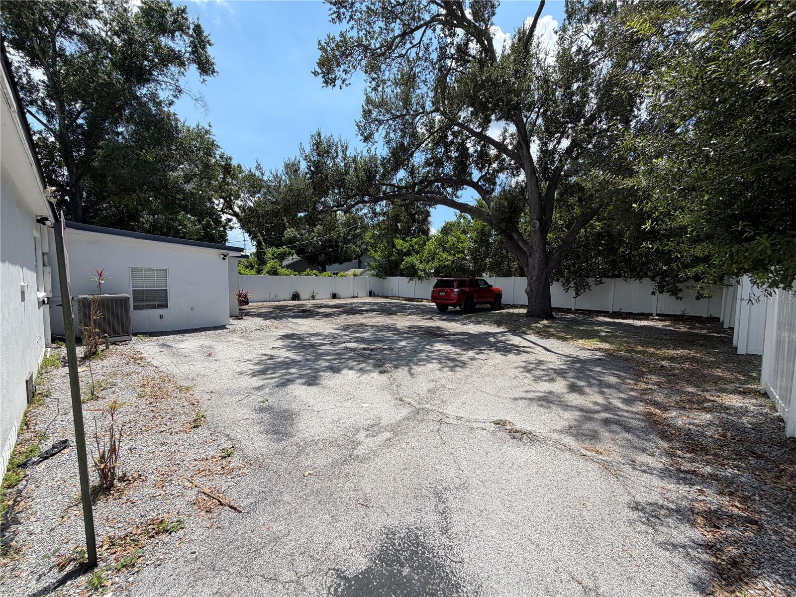 3714 W HORATIO STREET