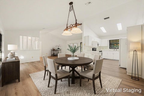 Tiny photo for 10121 Canterbury Drive, Leesburg, FL 34788 (MLS # O6453837)