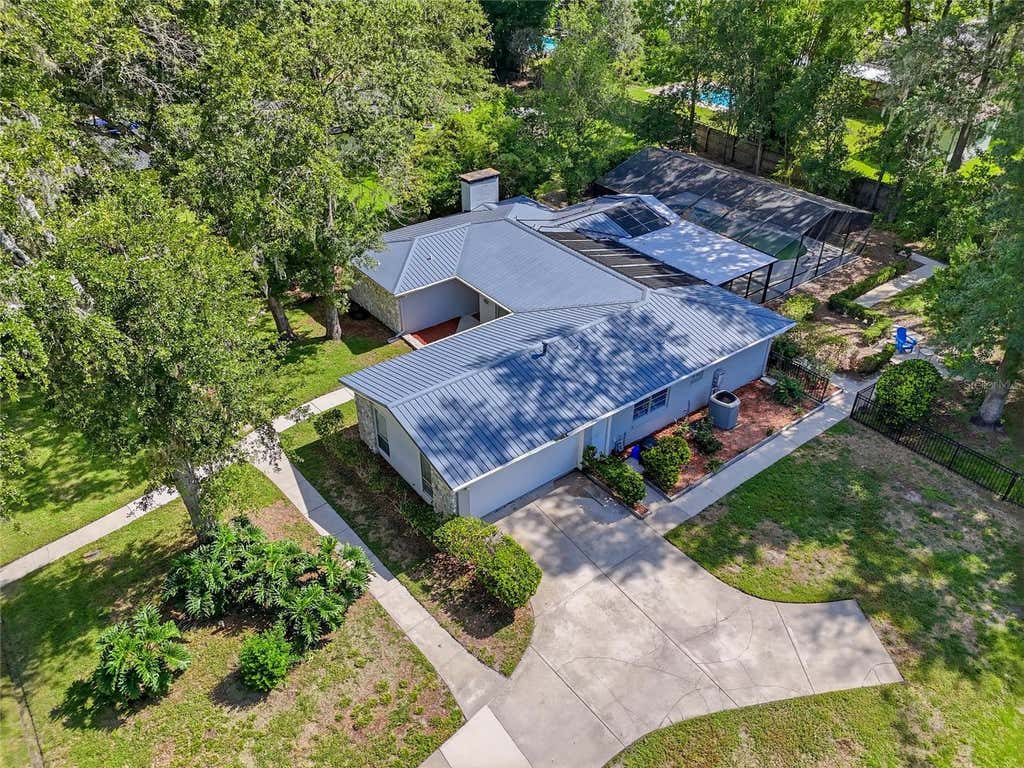Photo of 5609 NW 34th Street, Gainesville, FL 32653 (MLS # GC542593)