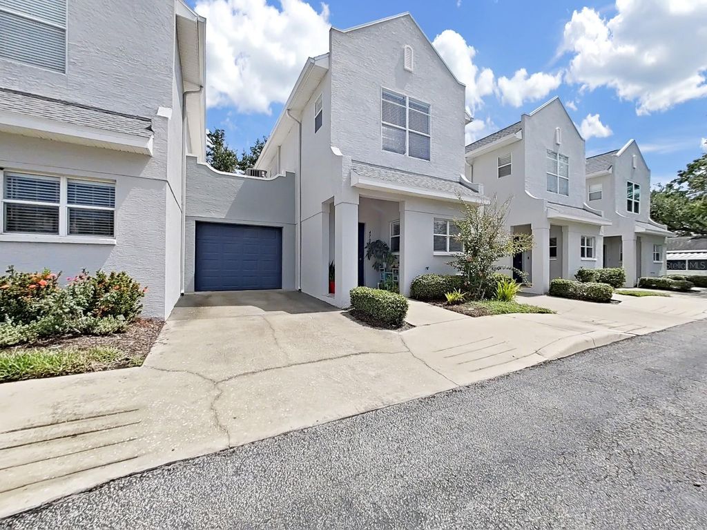 Photo of 4705 Jennings Bay Court #25, Tampa, FL 33611 (MLS # TB8438132)