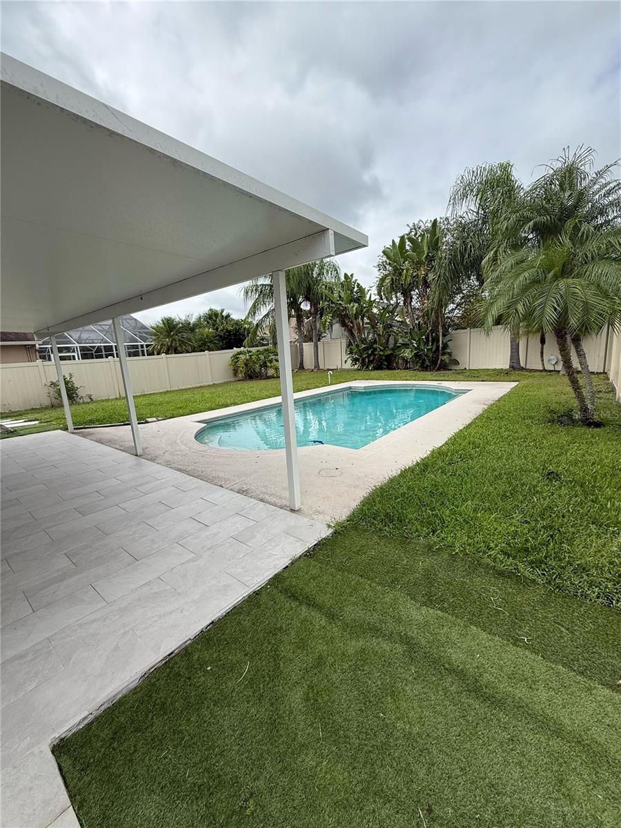 HUNTERS CREEK TR 350 PH 01 - Residential Lease