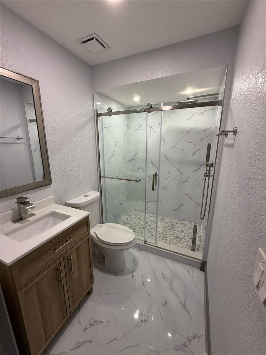 HUNTERS CREEK TR 350 PH 01 - Residential Lease