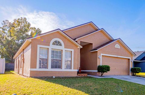 A home in LAKE MARY