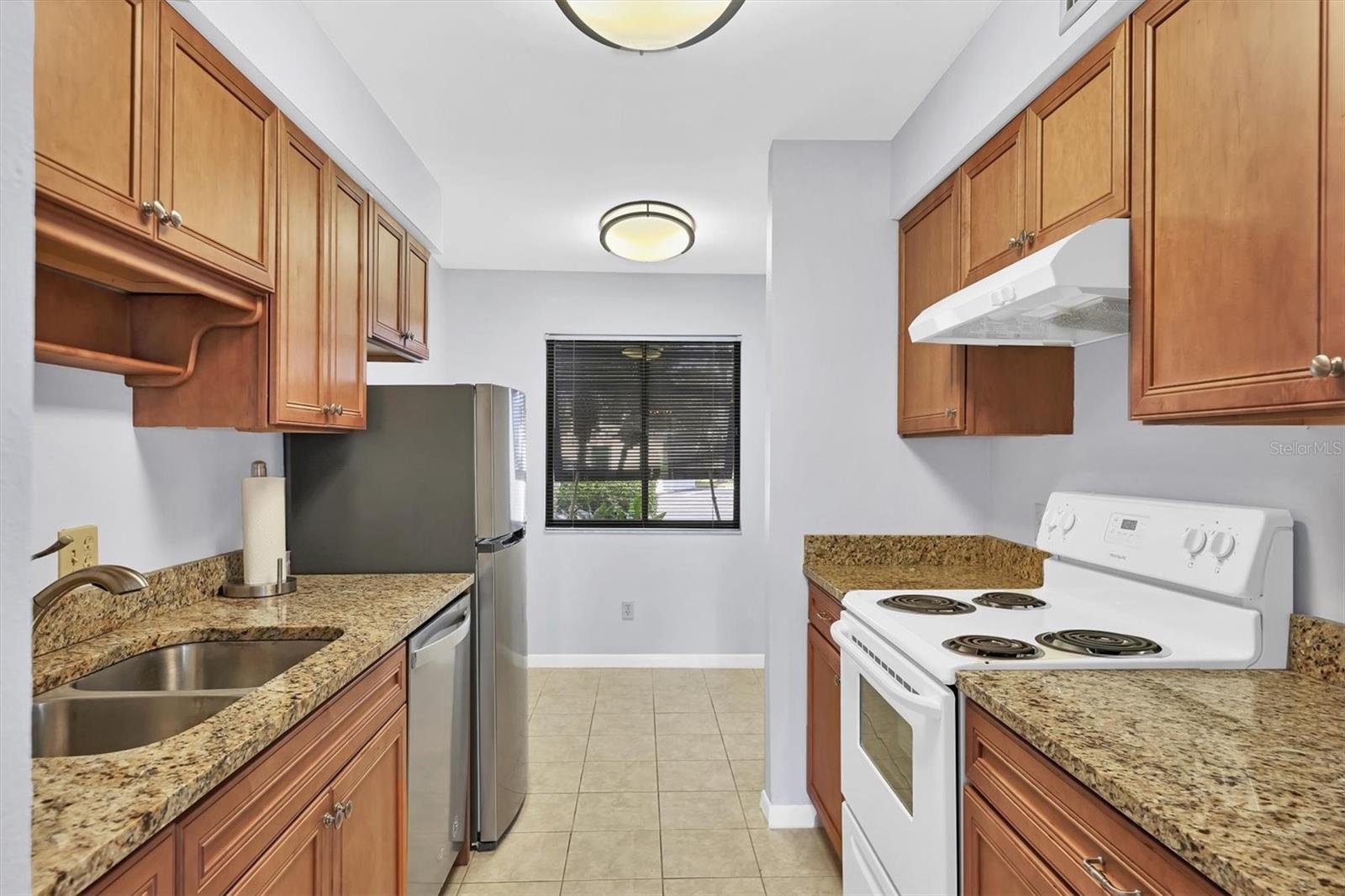 LONGWATER CHASE - Residential Lease