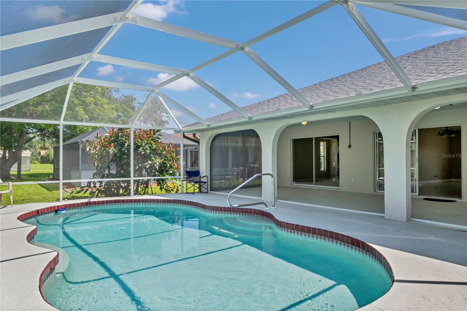 1529 FIRESIDE STREET