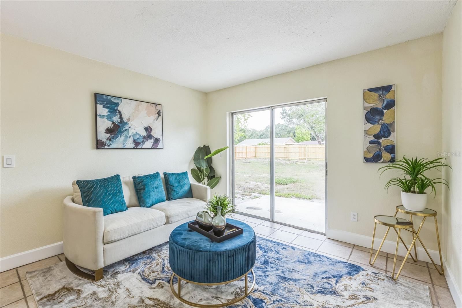 1818 KIM ACRES LANE