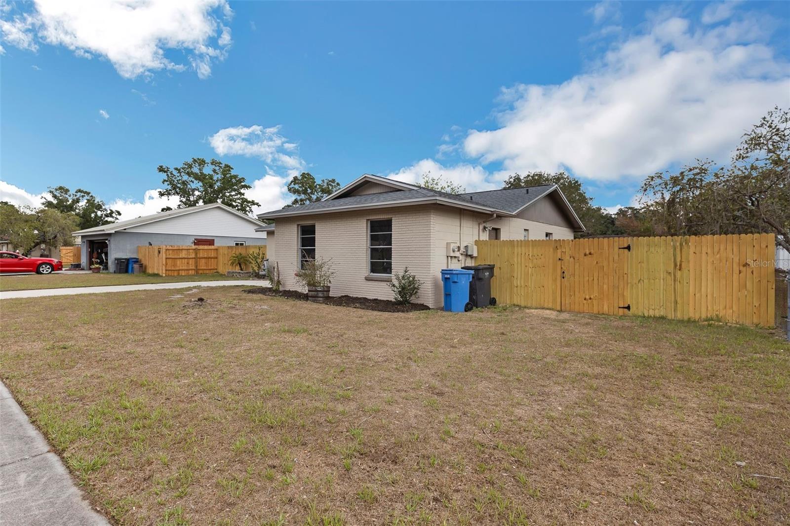 1818 KIM ACRES LANE