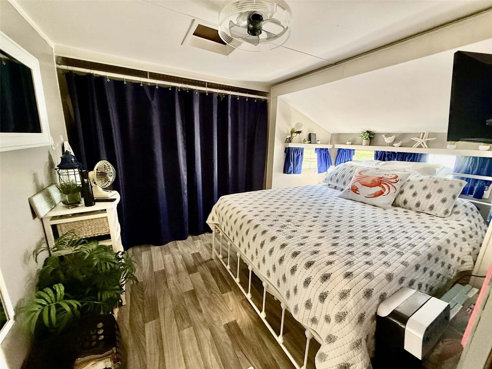 FAIRVIEW VILLAGE - Residential