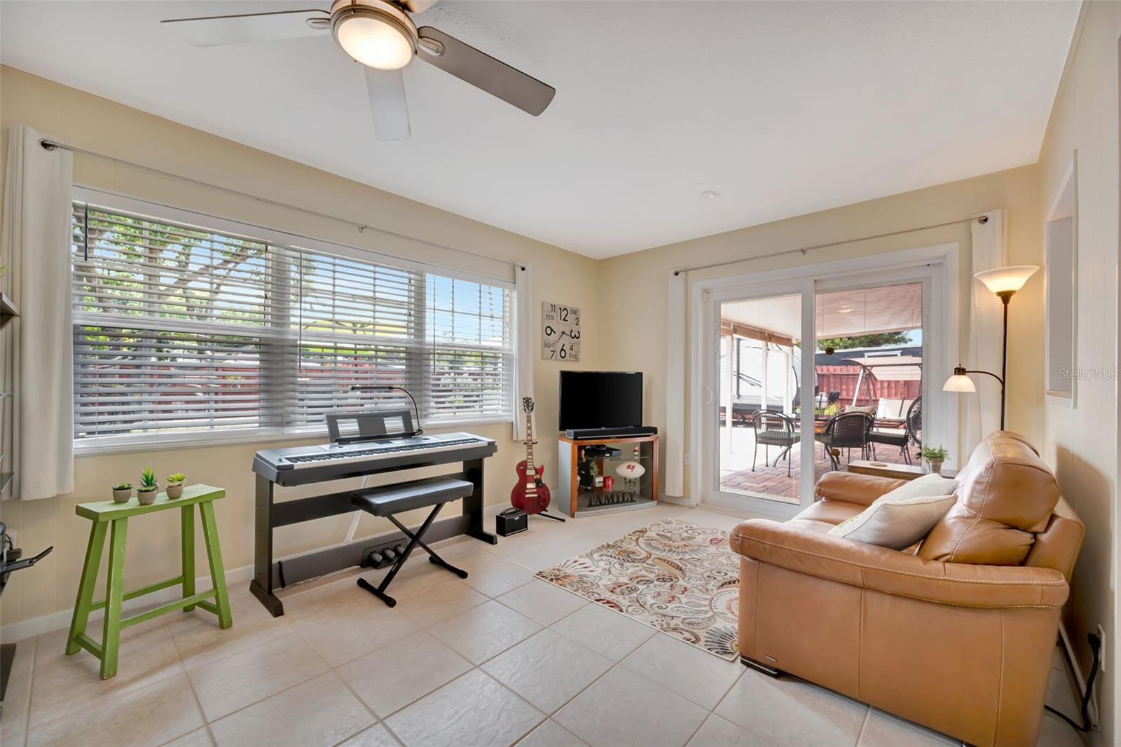 CORAL HEIGHTS - Residential
