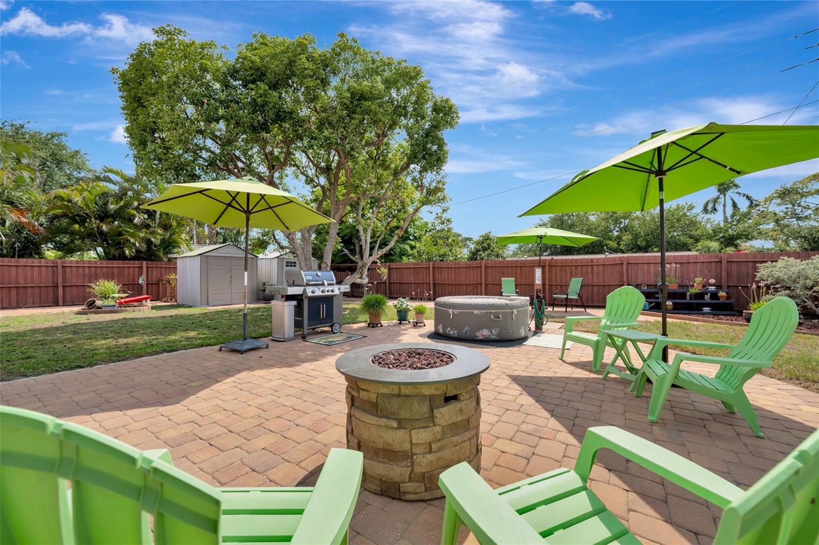 CORAL HEIGHTS - Residential
