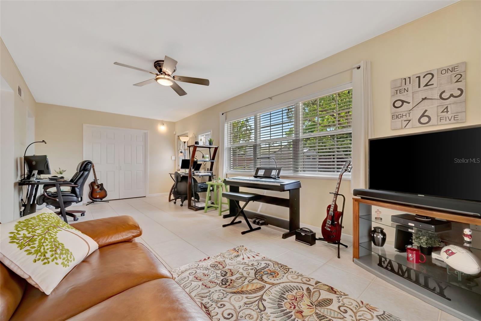 CORAL HEIGHTS - Residential
