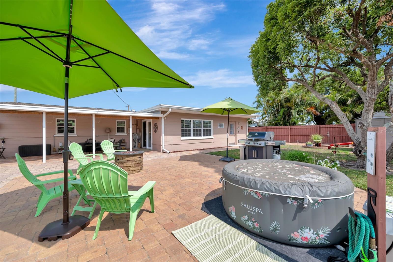 CORAL HEIGHTS - Residential