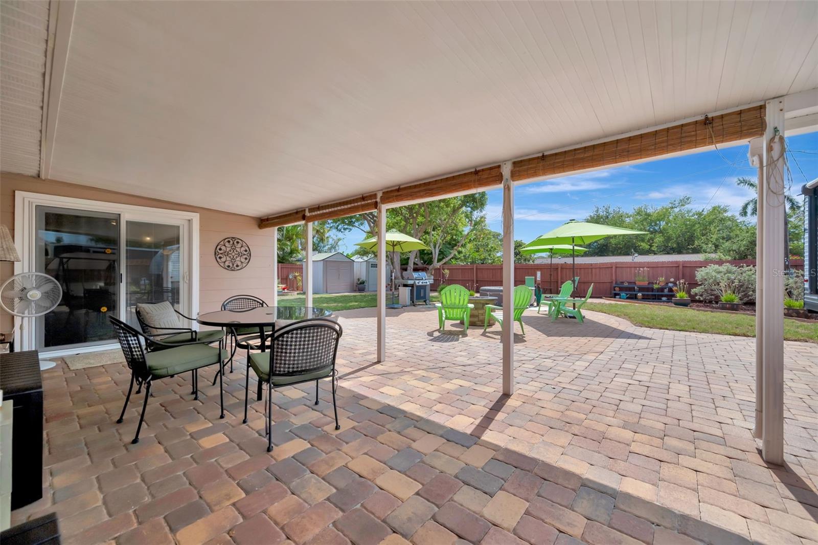 CORAL HEIGHTS - Residential