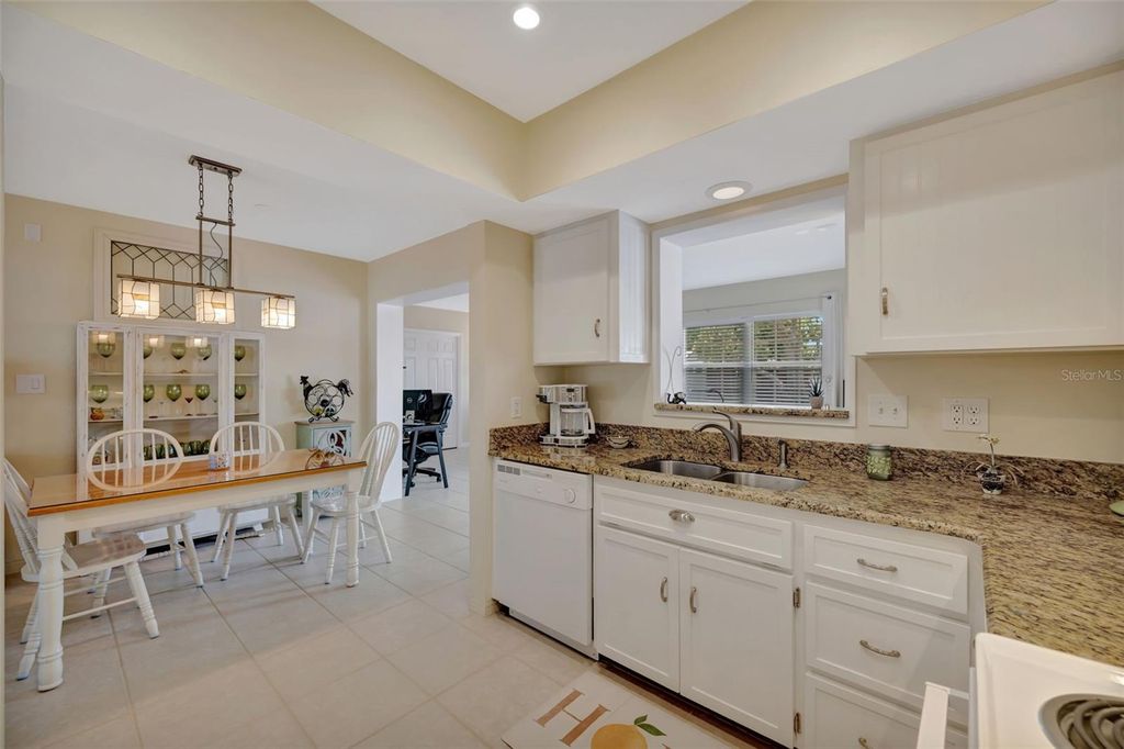 Photo of 130 59th Street W, Bradenton, FL 34209 (MLS # A4693339)