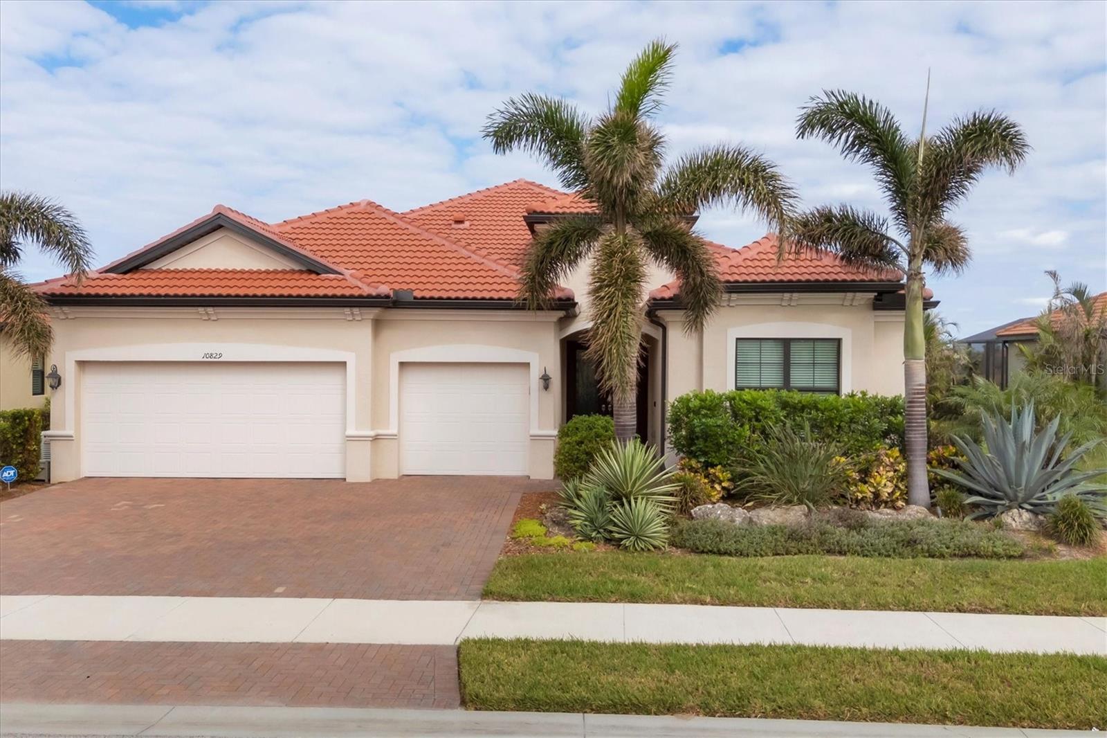 10829 WHISK FERN DRIVE