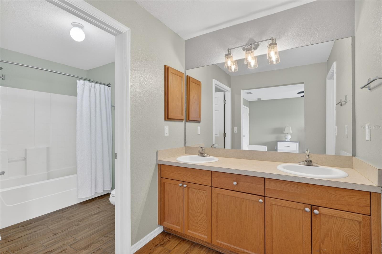 PUNTA GORDA ISLES SEC 20 - Residential