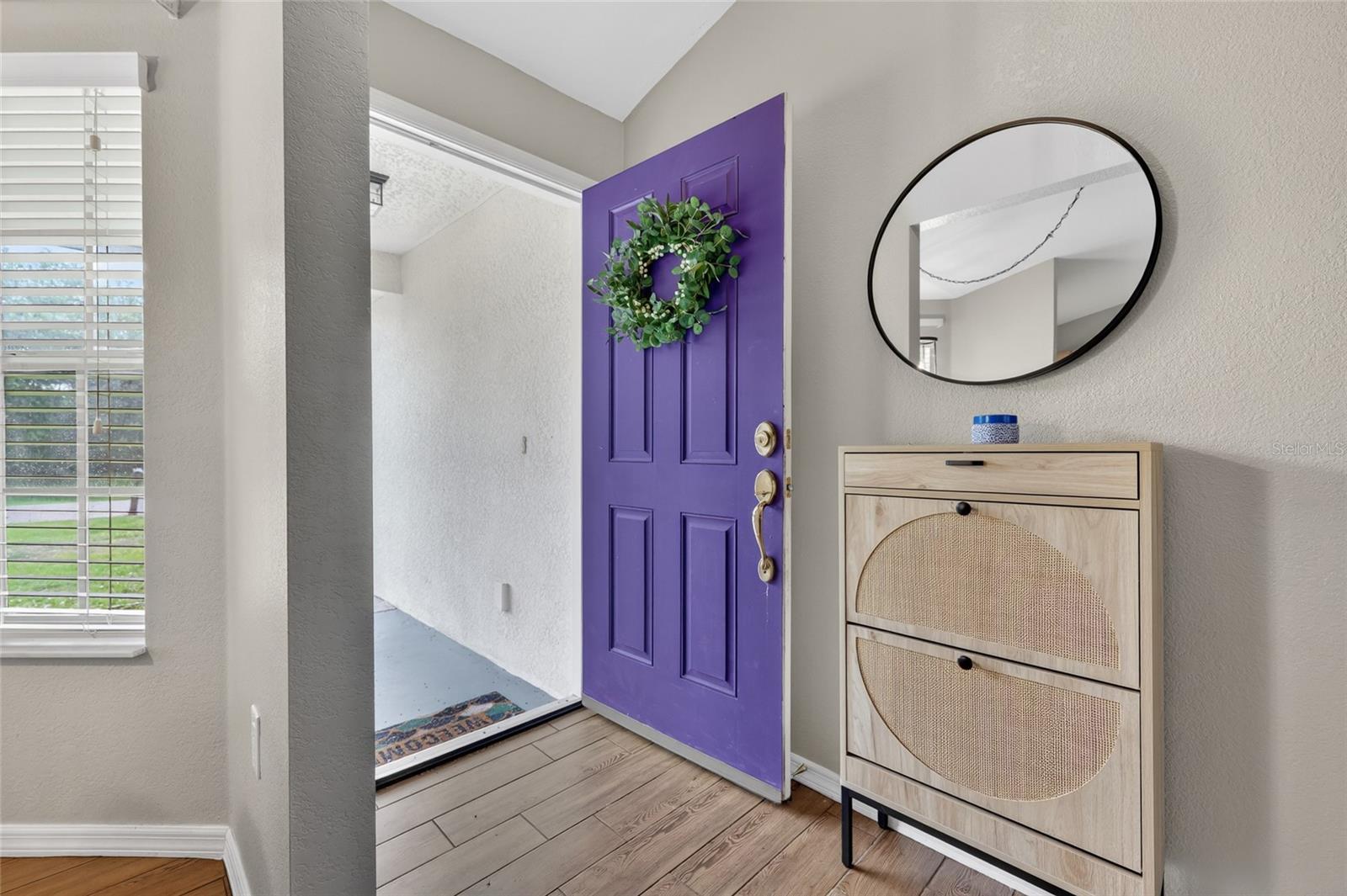 421 LONDRINA DRIVE