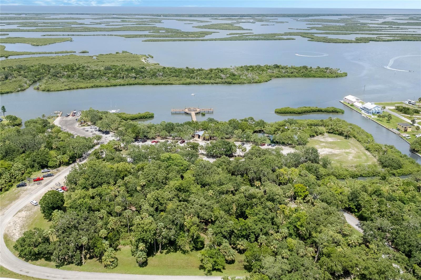 FISHERMANS COVE - Residential