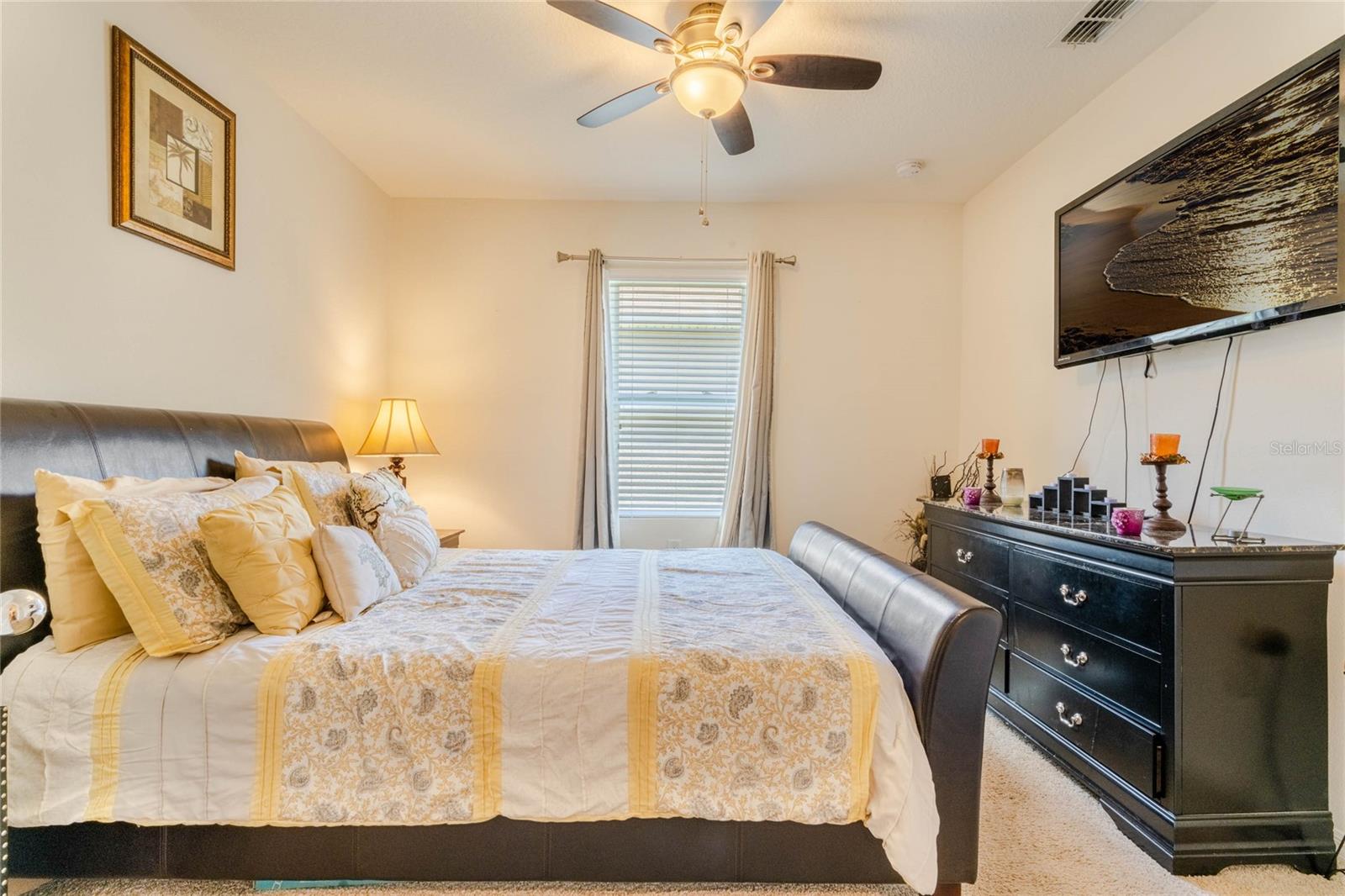 FISHERMANS COVE - Residential