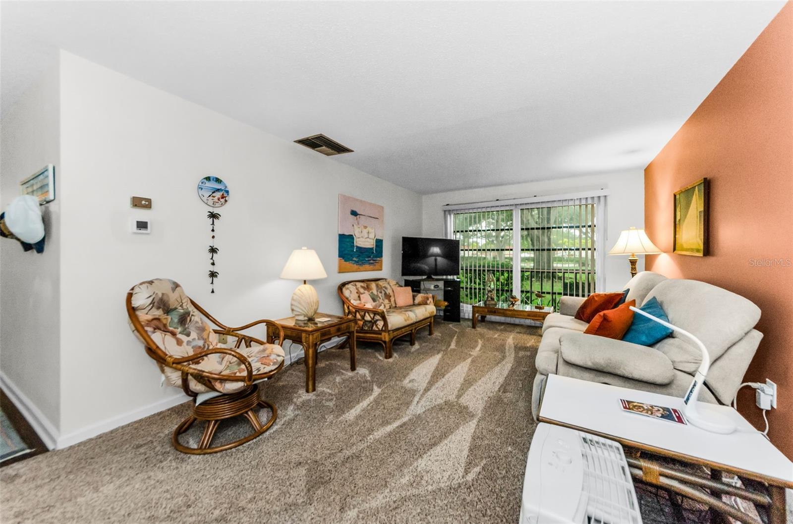 MEDITERRANEAN MANORS - Residential Lease