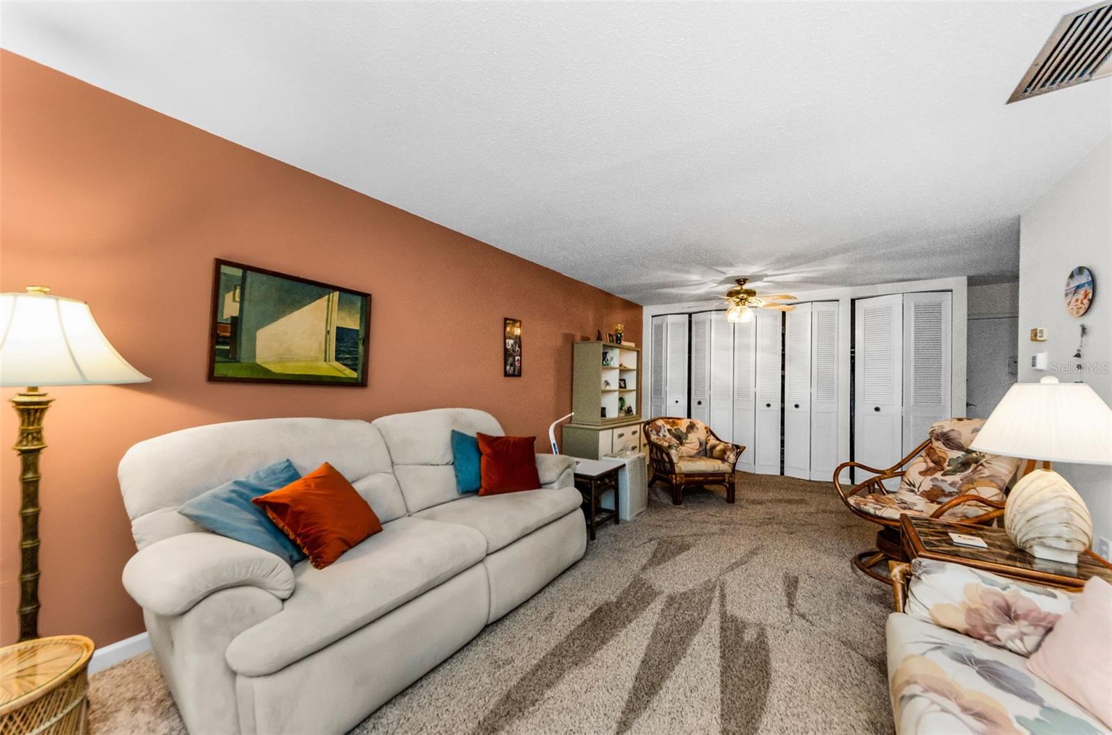 MEDITERRANEAN MANORS - Residential Lease