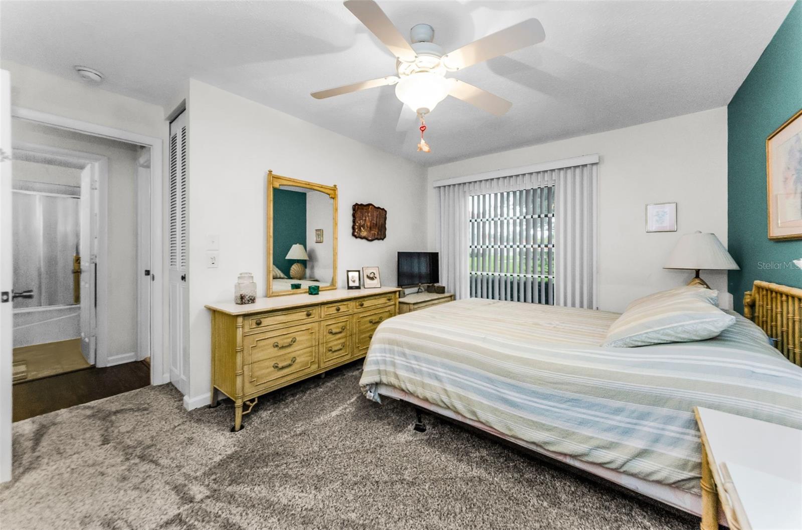 MEDITERRANEAN MANORS - Residential Lease