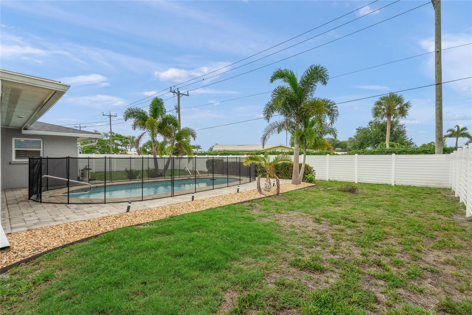 SOUTH GATE - Residential