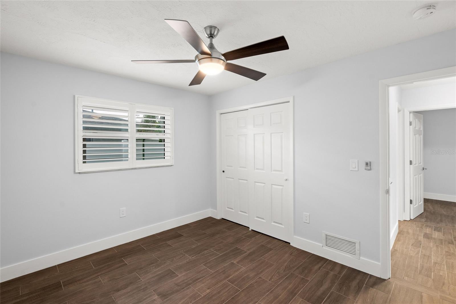 SOUTH GATE - Residential