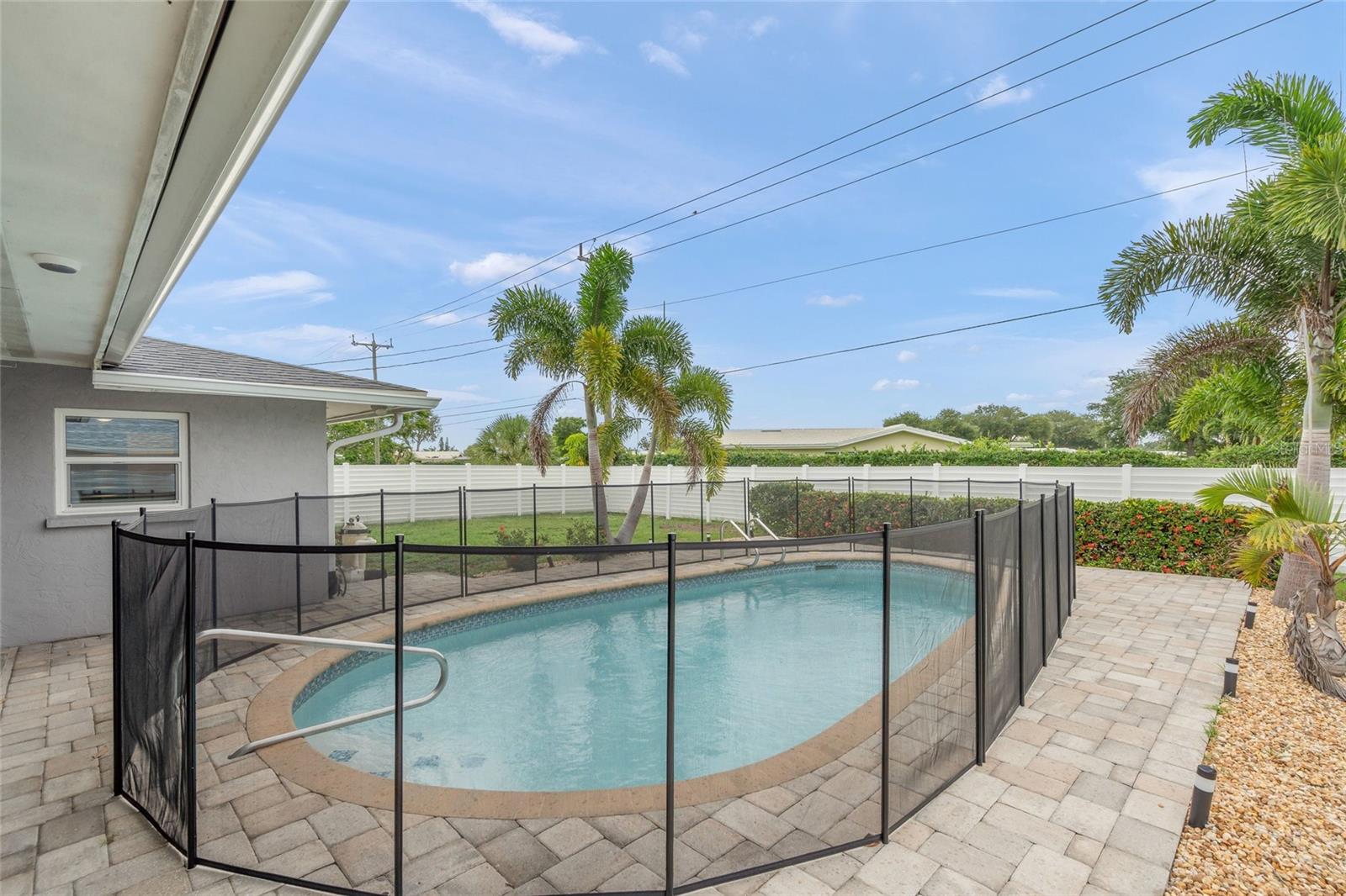 SOUTH GATE - Residential