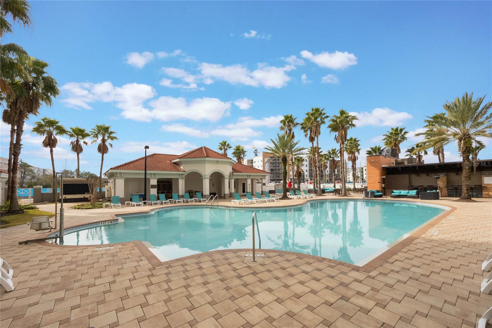 7383 UNIVERSAL BOULEVARD 1111