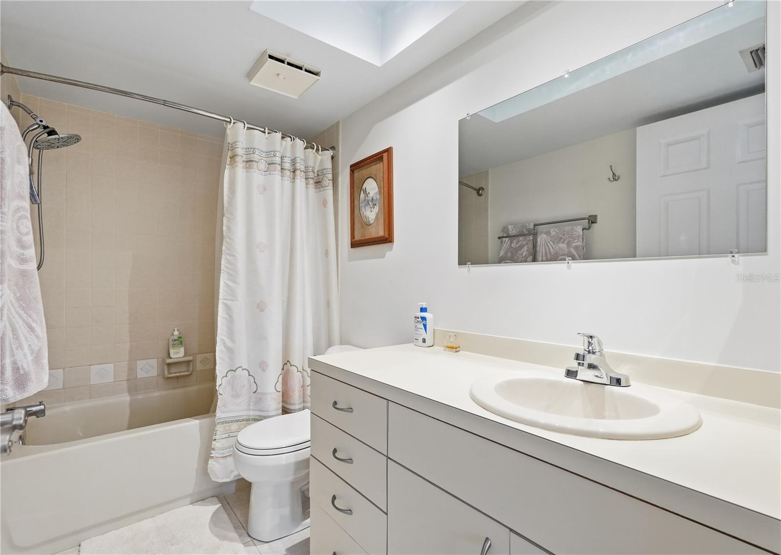 LANDMARK PLACE CONDO - Residential